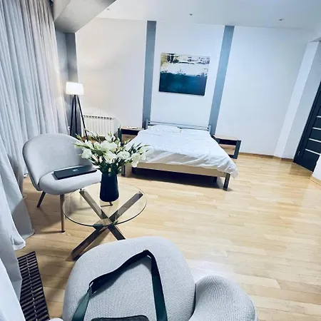 Apartmán Tsekhova 1 Street