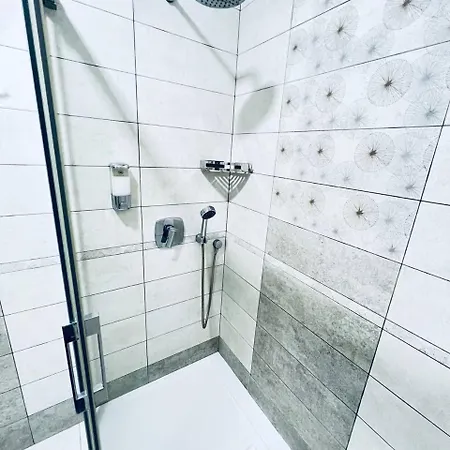 Apartmán Tsekhova 1 Street