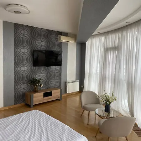 Apartment Tsekhova 1 Street