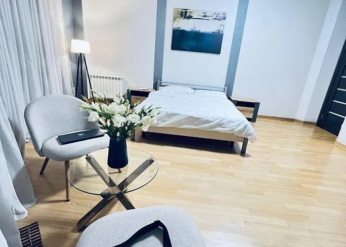 Apartamento Tsekhova 1 Street