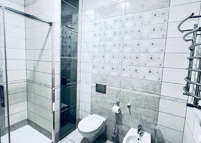 Tsekhova 1 Street Львов