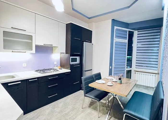 Апартаменты Tsekhova 1 Street *