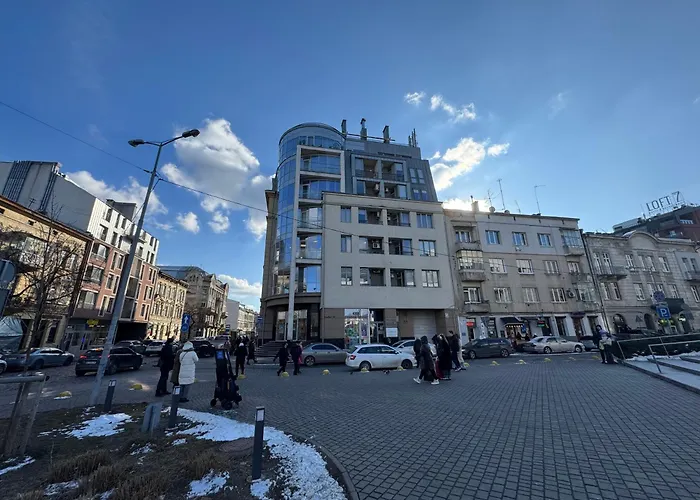 Tsekhova 1 Street アパート リヴィウ